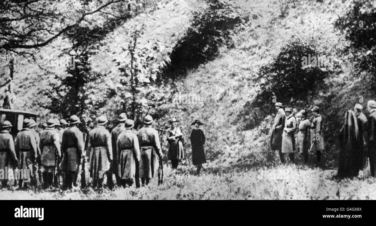 The spy Mata Hari facing her firing squad. Secret papers made public for the first time today disclose that she was covertly monitored by British Intelligence. Stock Photo