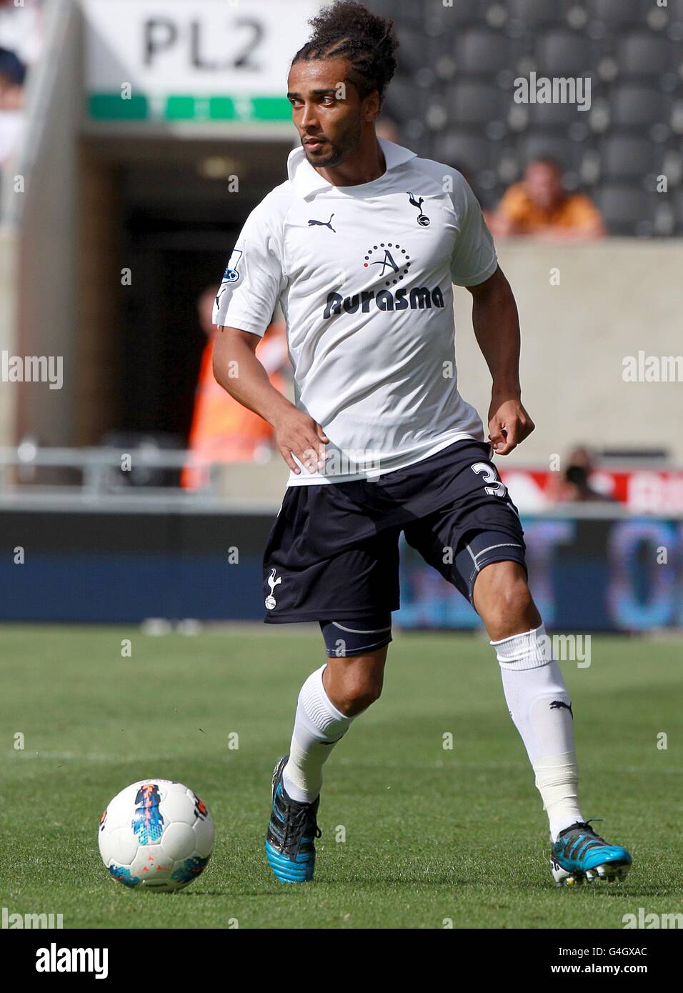 Soccer - Barclays Premier League - Wolverhampton Wanderers v Tottenham Hotspur - Molineux. Benoit Assou-Ekotto, Tottenham Hotspur Stock Photo