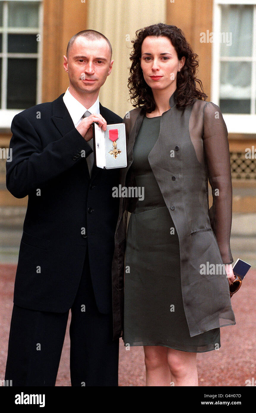 Robert Carlyle & wife/OBE Stock Photo