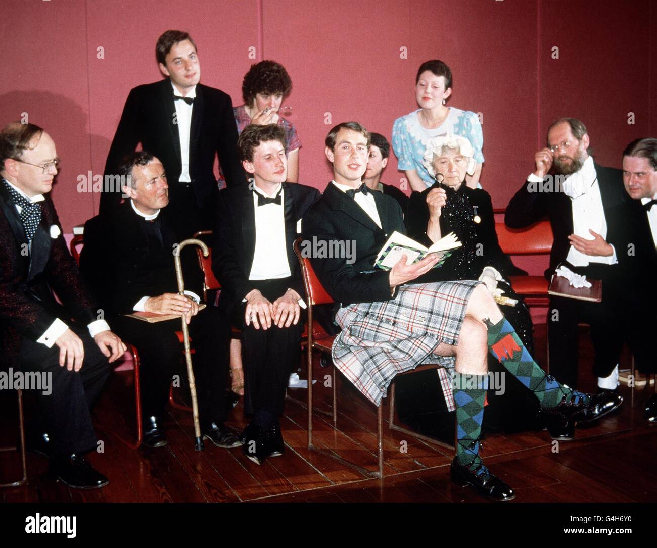 PA NEWS PHOTO  AN UNDATED FILE PICTURE OF PRINCE EDWARD DURING REHEARSALS AT THE PETERHOUSE THEATRE, CAMBRIDGE BEFORE TONIGHT'S MUSICAL 'A VICTORIAN MUSICAL EVENING' IN AID OF THE DUKE OF EDINBURGH'S AWARD 30TH ANNIVERSARY TRIBUTE SCHEME Stock Photo