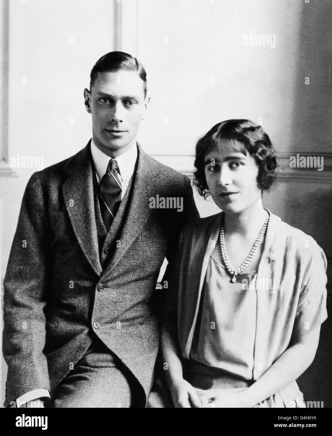Prince Albert, Duke of York, (later King George VI) with Lady Elizabeth Bowes-Lyon, (later Queen Elizabeth)during their long courtship. They are engaged to be married. Stock Photo