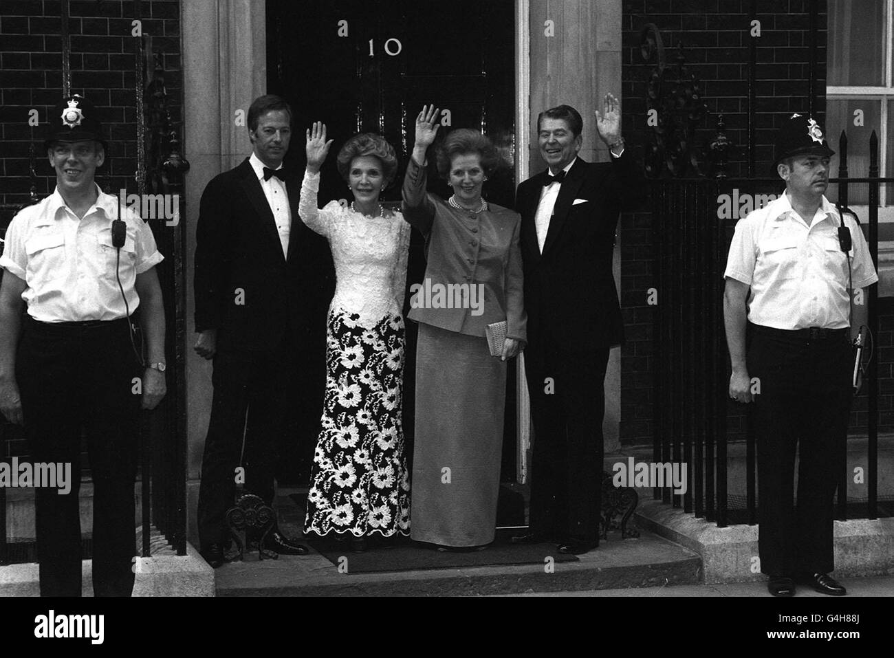 Politics - Ronald Reagan UK Visit - Downing Street Stock Photo