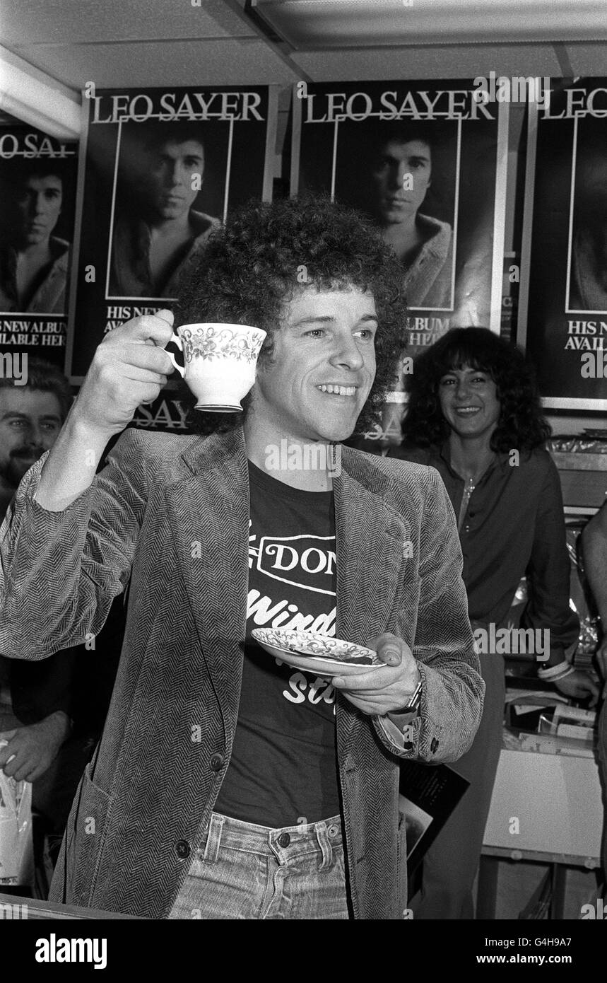 Leo sayer hi-res stock photography and images - Alamy