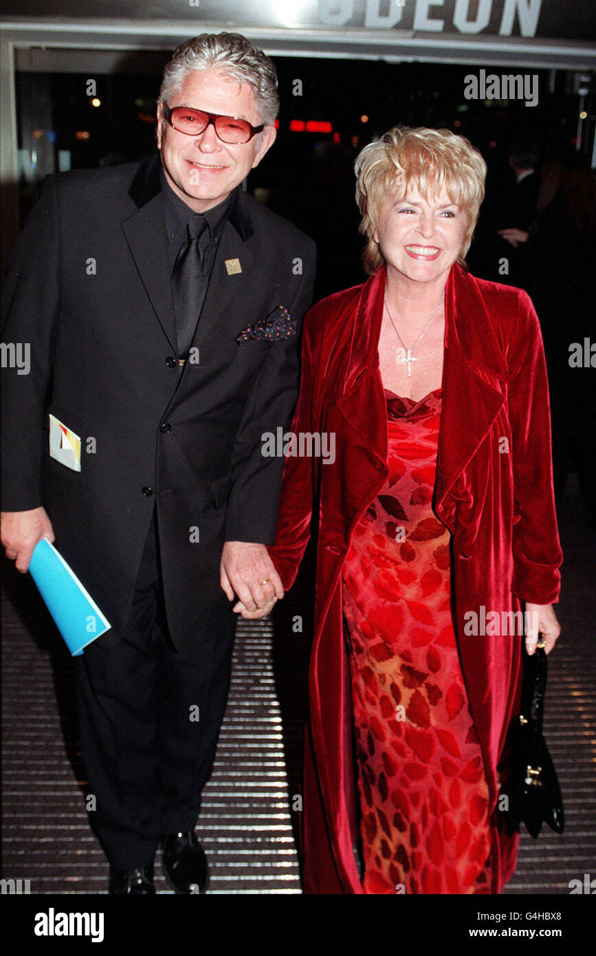 Television presenter gloria hunniford hires stock photography and