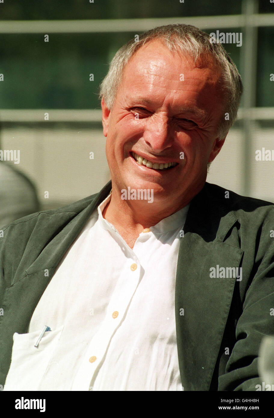 PA NEWS PHOTO 7/7/94  ARCHITECT RICHARD ROGERS, WHO HAS DESIGNED THE NEW CHANNEL FOUR HEADQUARTERS AT 124 HORSEFERRY ROAD, LONDON Stock Photo