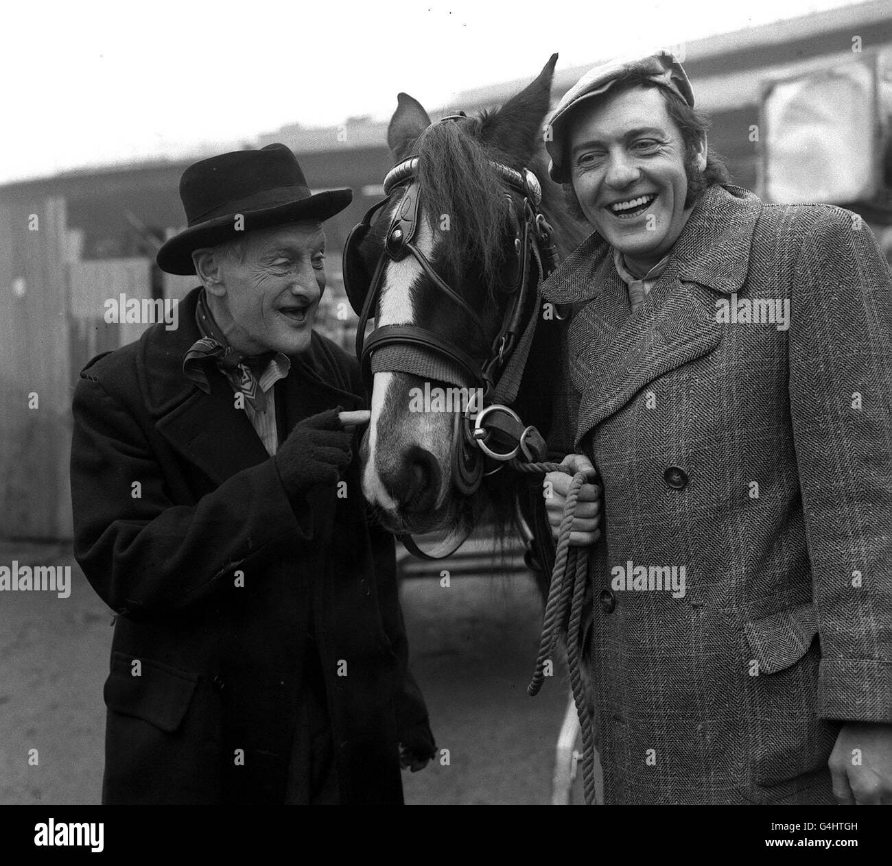 STEPTOE AND SON. Actors Harry H Corbett (right) and Wilfrid Brambell, in the BBC sitcom, Steptoe And Son. Stock Photo