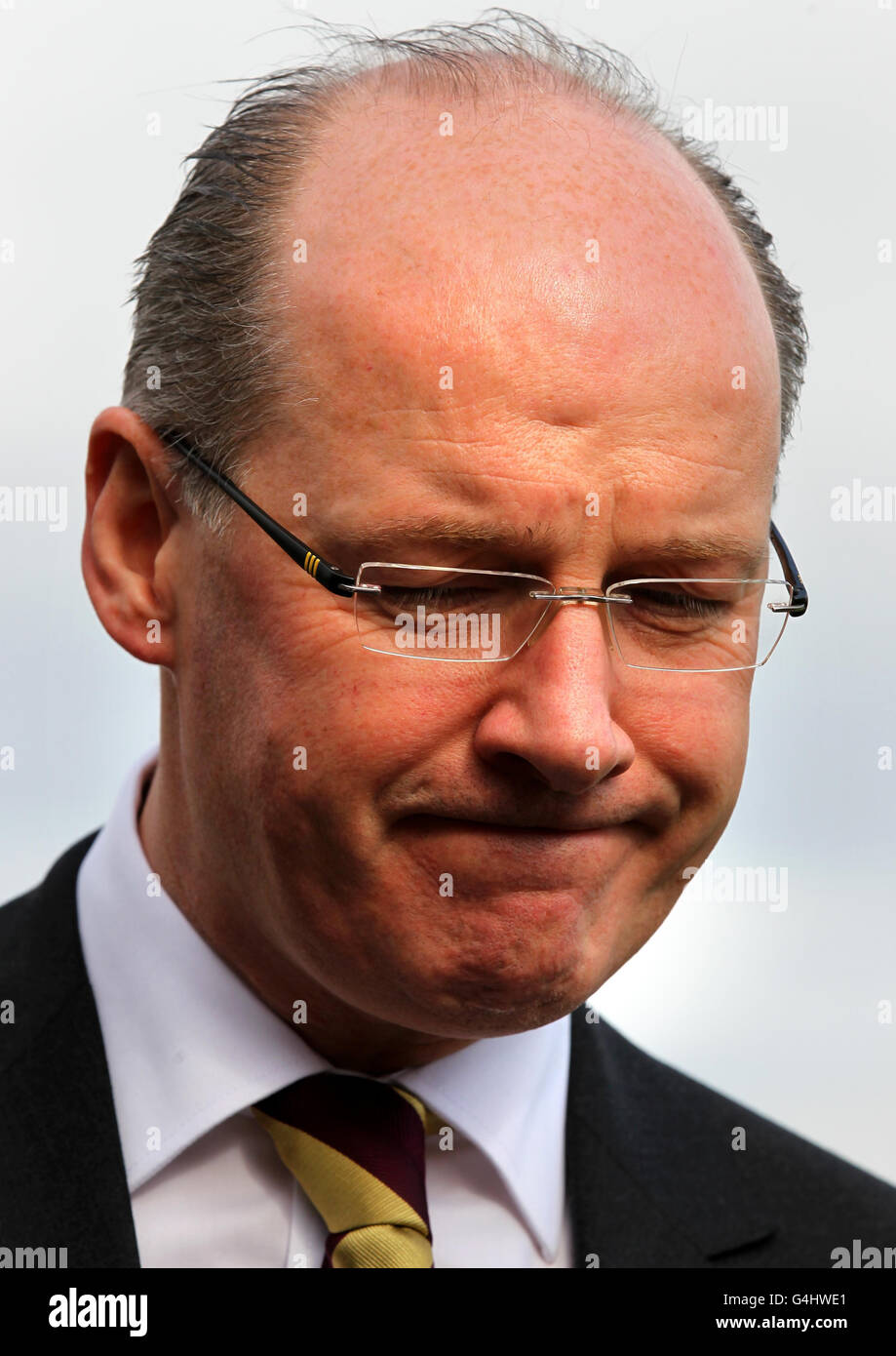 Swinney presents award to Falkirk BID Stock Photo Alamy