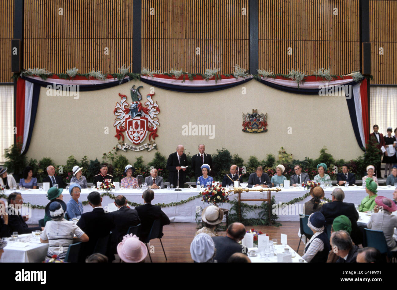 Lunch for Queen Elizabeth II and the Duke of Edinburgh, at the New University of Ulster in Coleraine, Northern Ireland, during her Silver Jubilee tour of Great Britain Stock Photo