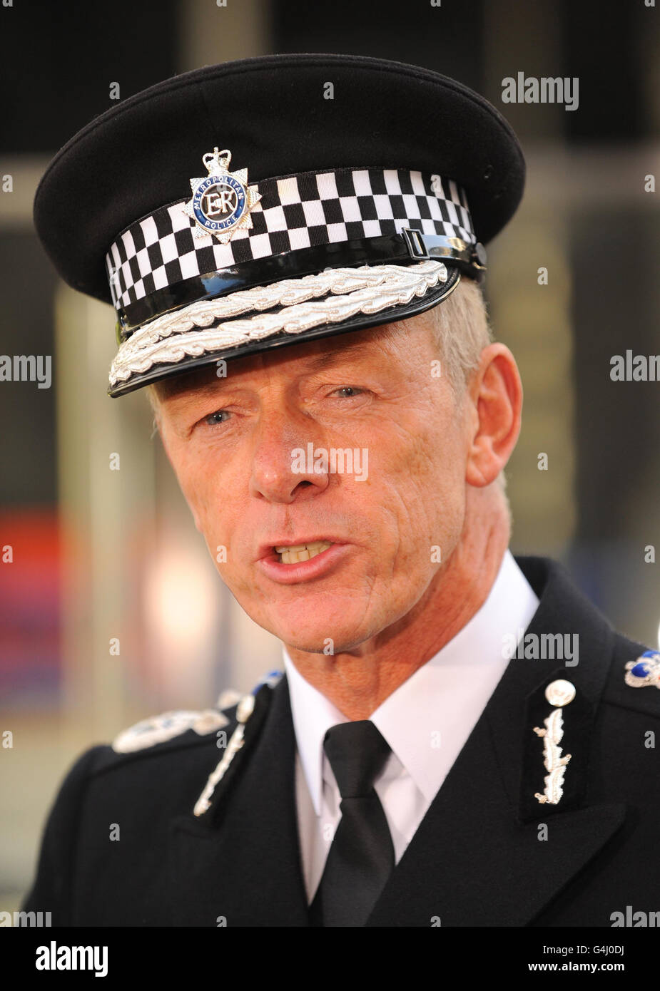 New Met Police Commissioner. New Metropolitan Police Commissioner Bernard Hogan-Howe is seen outside New Scotland Yard, London. Stock Photo
