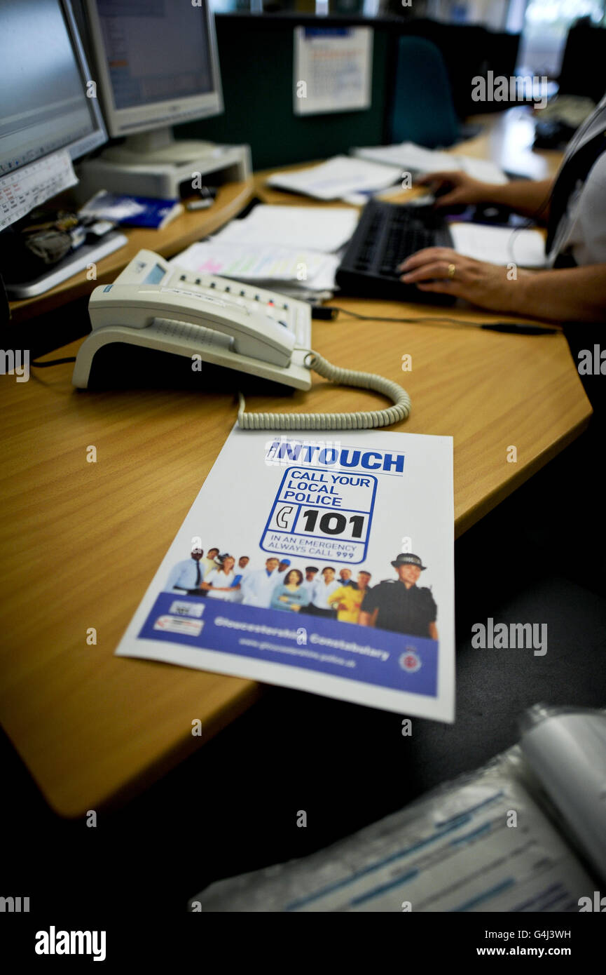Non emergency number 101 hires stock photography and images Alamy