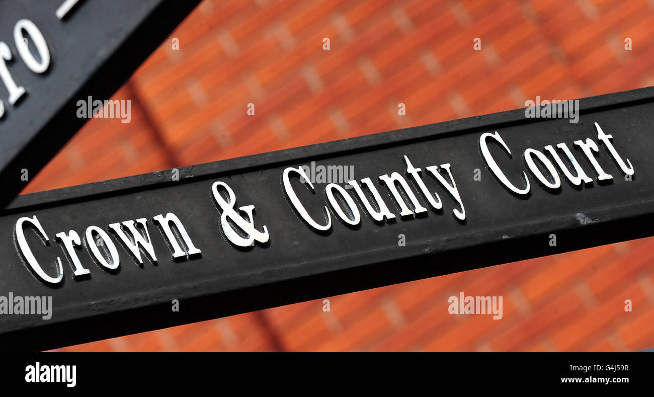 Crown court stock Stock Photo - Alamy