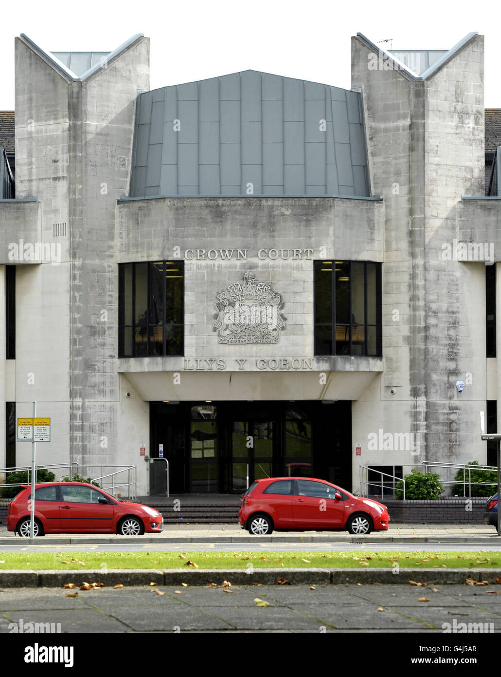 A general view of Swansea Crown Court in Swansea, south Wales Stock Photo Alamy
