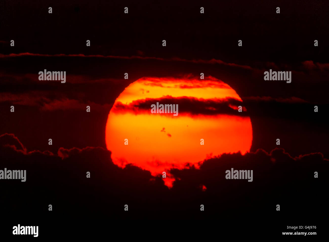Intense sky color hi-res stock photography and images - Alamy