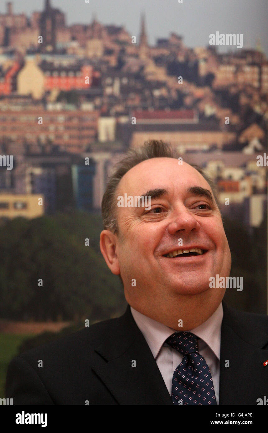 Banking firm to create 500 jobs Stock Photo Alamy