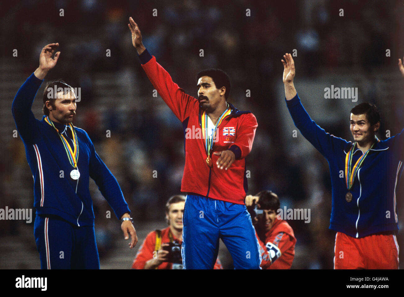 Decathlon gold medal winner hi-res stock photography and images - Alamy