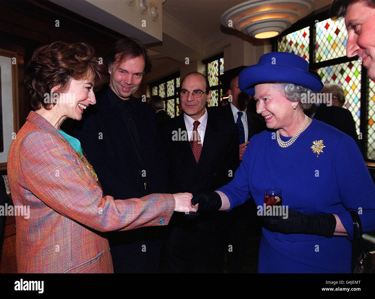 The Queen talks meets (from left) actress Maureen Lipman, Artistic Director of the Almeida Theatre Jonathan Kent and actor David Suchet during her visit to the Almeida Theatre in London, part of a tour by The Queen and the Duke to London's Theatreland. Stock Photo