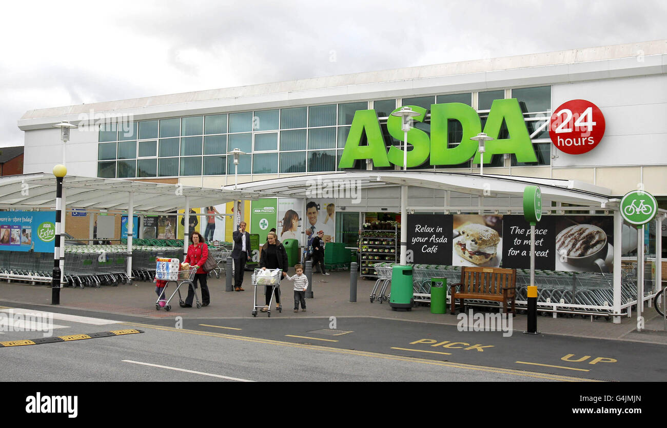 General View Of The Asda Superstore In Hyde Greater Manchester Hi-res ...