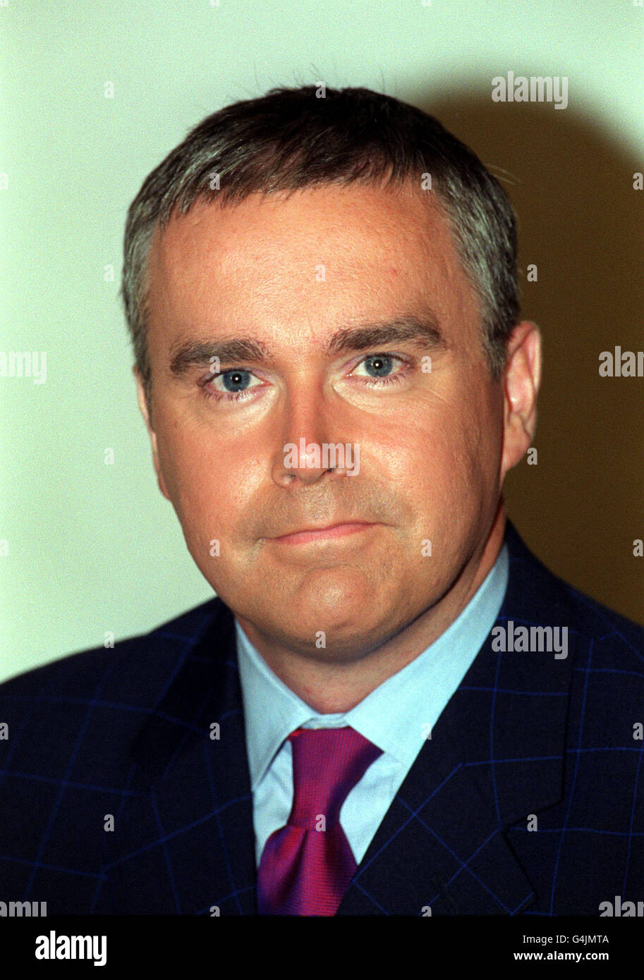 Huw Edwards, the anchor of the new look BBC Six o'clock News. The new team of presenters and correspondents were unveiled during a photocall in London. * 4/9/02: Huw Edwards was named as the new anchor of BBC1's 10 O'Clock News bulletins. Fiona Bruce (right) will be the second presenter. They replace the outgoing anchors Michael Buerk and Peter Sissons, who for years have been the main men for thec channel's nightly bulletins, and who separately announced their departures recently. Stock Photo