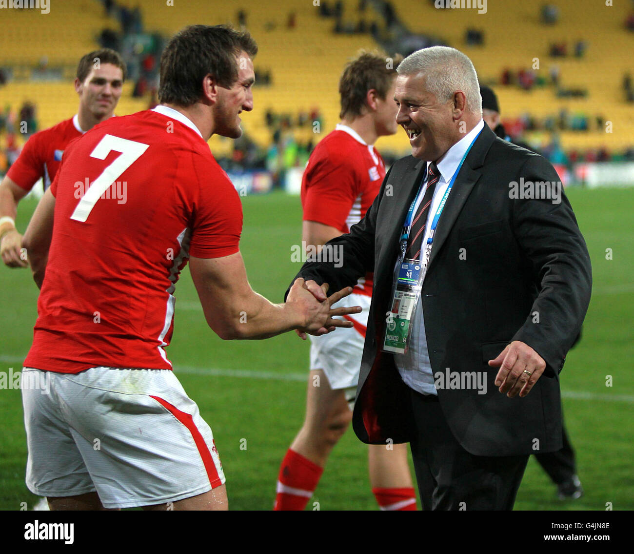 Wales coach Warren Gatland with Sam Warburton during the 2011 Rugby ...