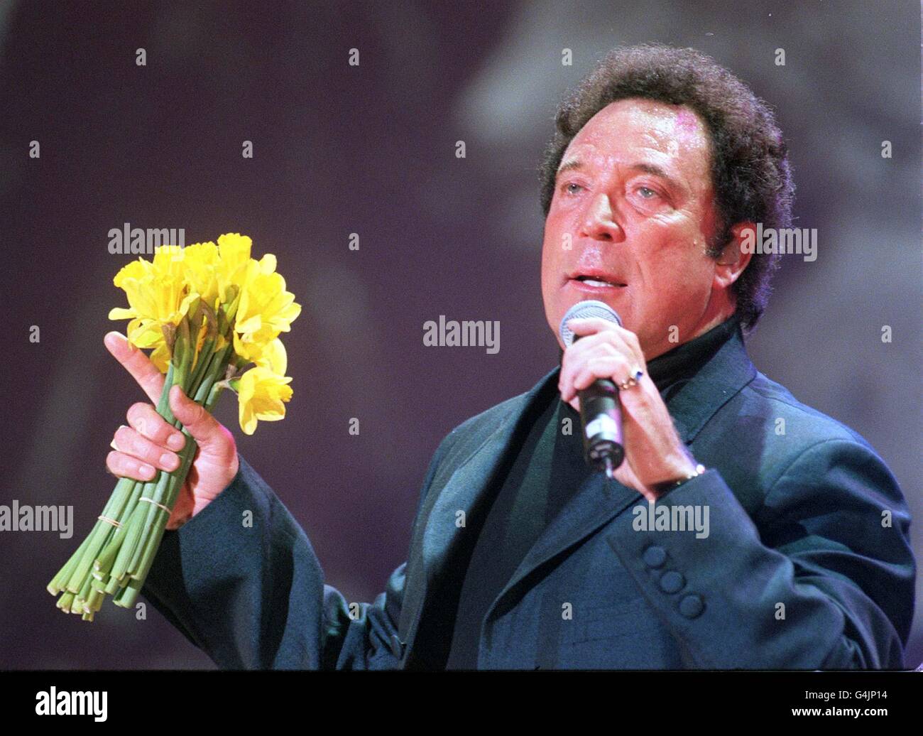 Tom jones and wife hires stock photography and images Alamy