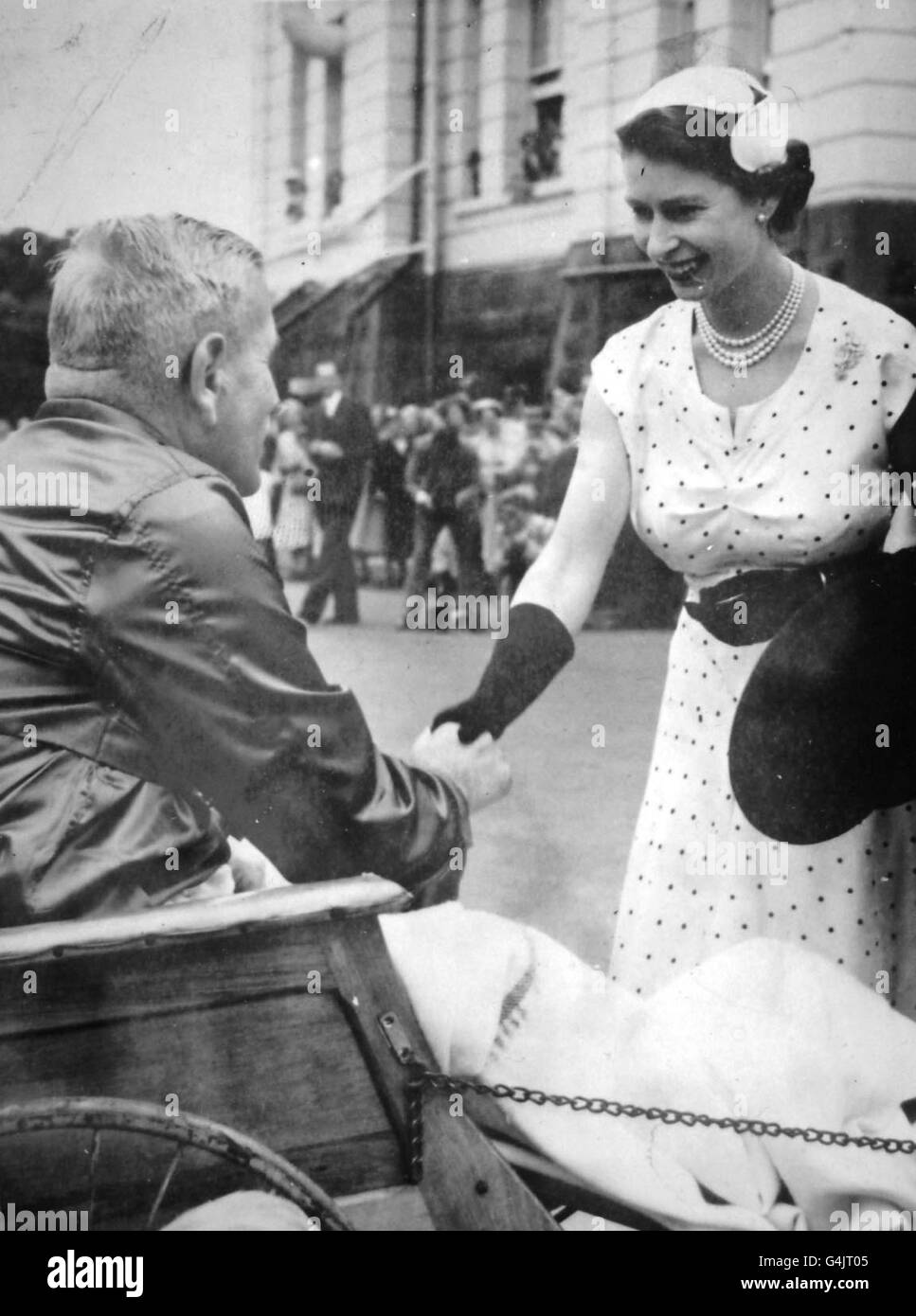 Royalty Queen Elizabeth II Commonwealth Tour New Zealand Stock Photo Alamy