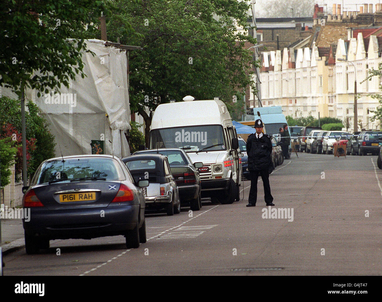 Jill Dando Police Gun Hi res Stock Photography And Images Alamy jill-dando-police-gun-hi-res-stock-photography-and-images-alamy