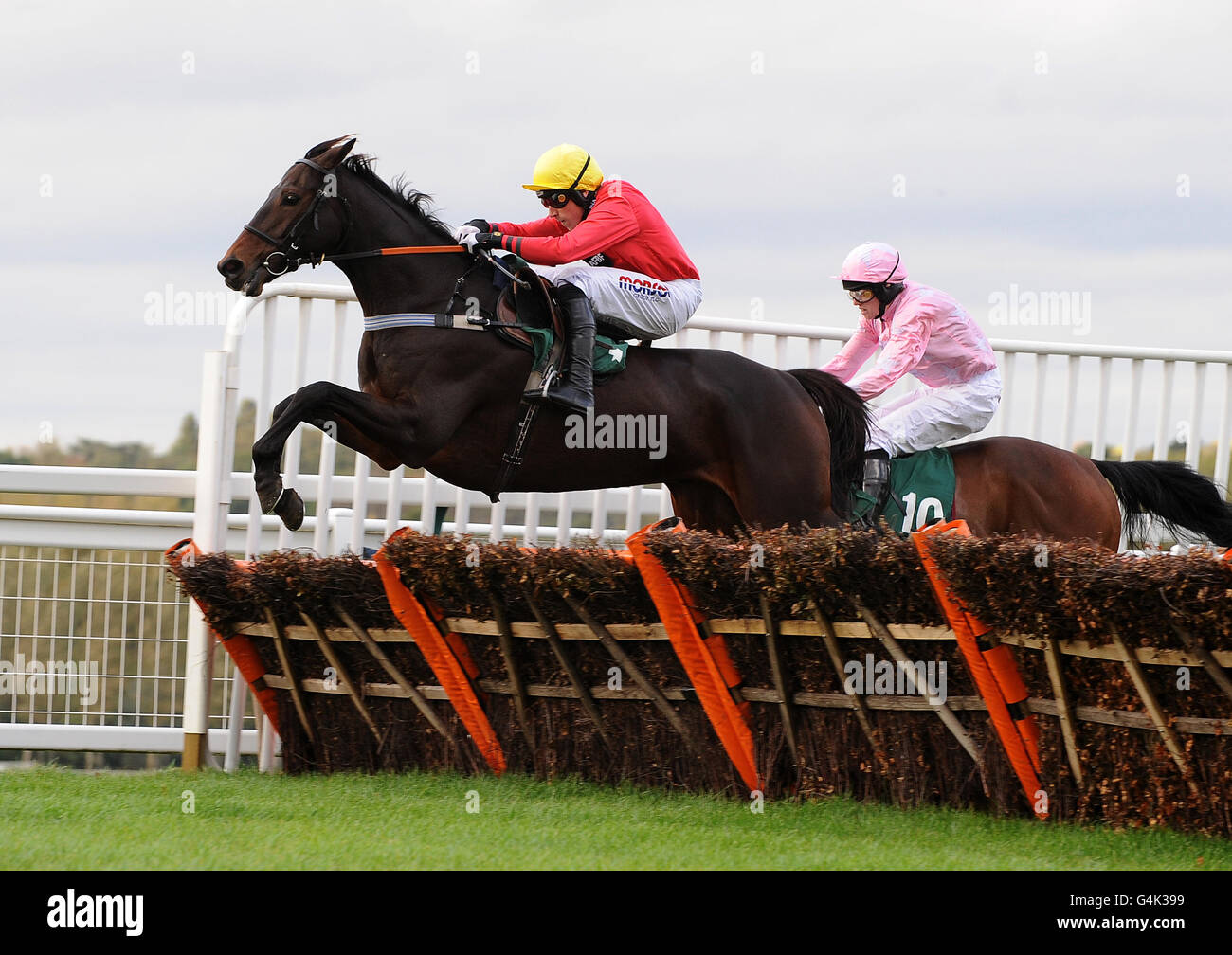 Horse Racing Towcester Racecourse Stock Photo Alamy