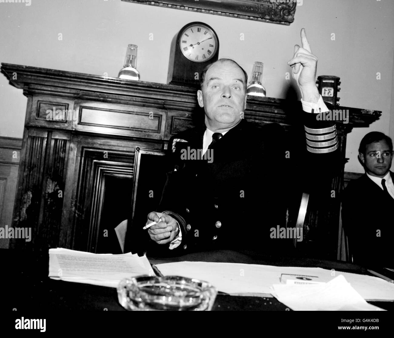 PA NEWS PHOTO 31/8/59 A LIBRARY FILE PICTURE OF COMMODORE B.J. ANDERSON DURING A PRESS CONFERENCCE AT THE ADMIRALTY IN LONDON Stock Photo