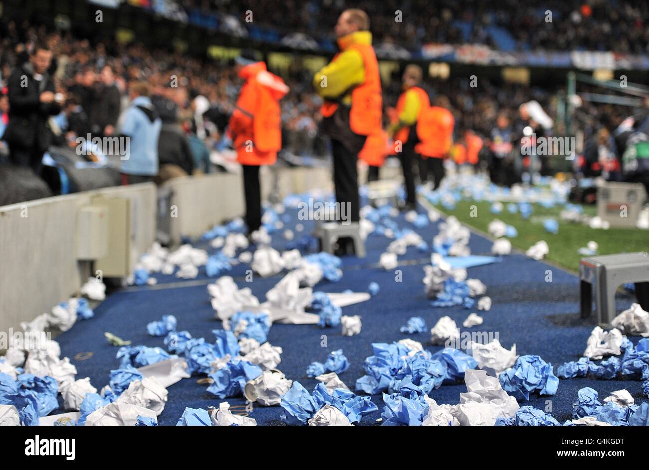 Throwing it down hires stock photography and images Alamy