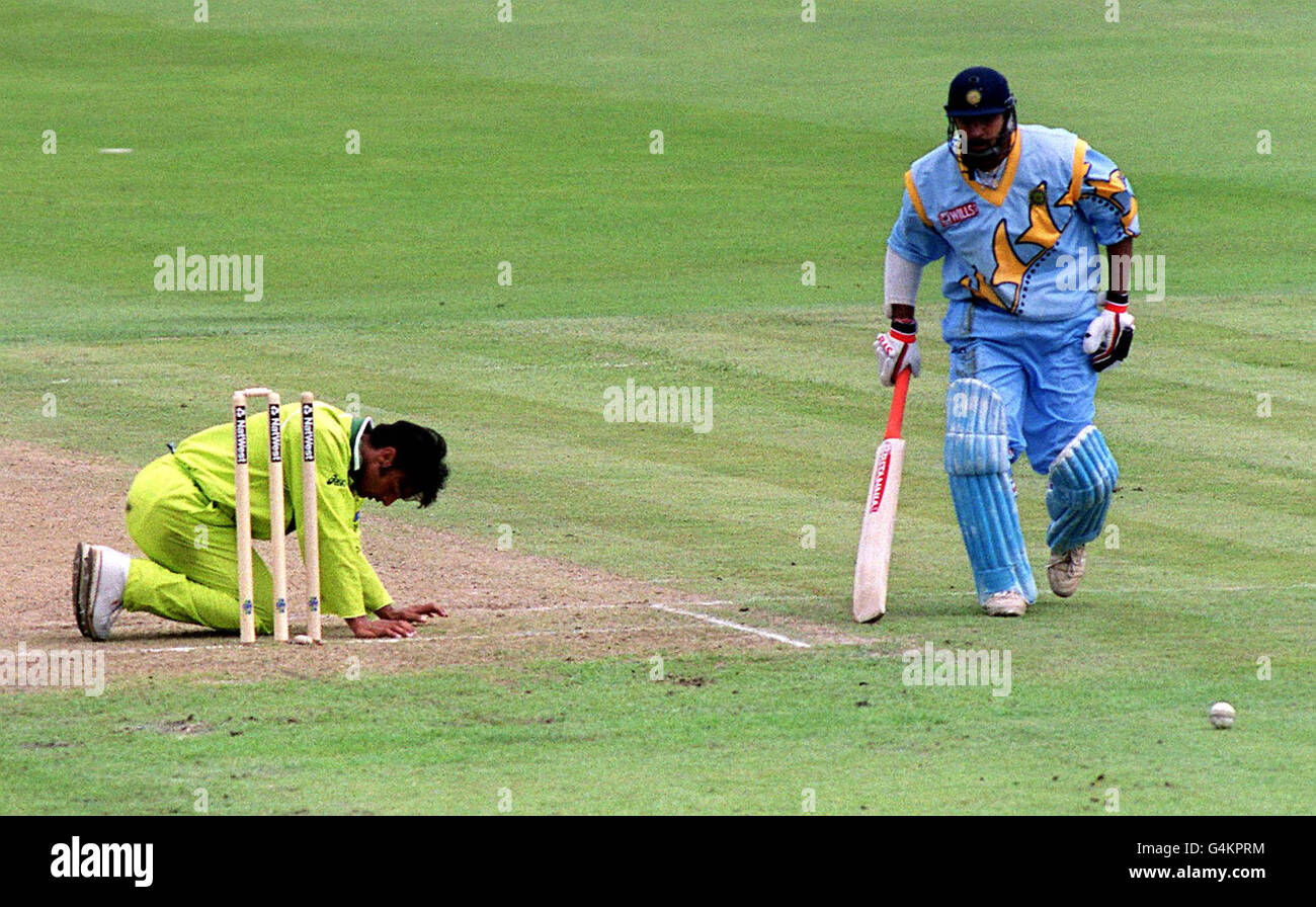 Cricket/India v Pakistan/Singh Stock Photo