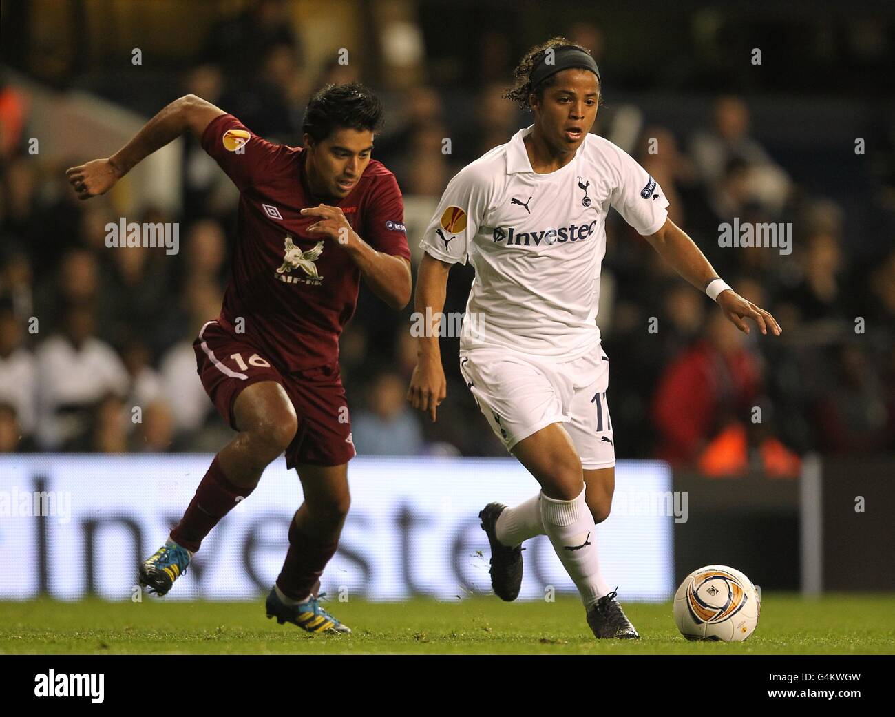 Rubin Kazan's Cristian Noboa (left) and Tottenham Hotspur's Dos Santos Giovani (right) battle for the ball Stock Photo