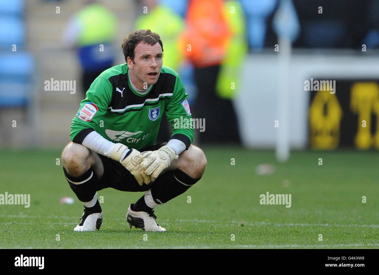 Coventry City's Joe Murphy shows his dejection after the final whistle during the npower Football League Championship match at the Ricoh Arena, Coventry. Stock Photo