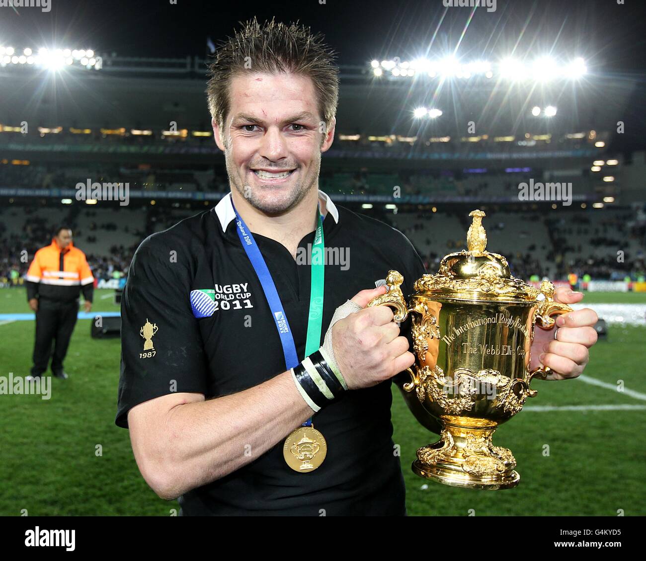 Rugby Union - Rugby World Cup 2011 - Final - France v New Zealand - Eden Park. New Zealand captain Richie McCaw with the Webb Ellis Cup as he celebrates winning the World Cup Final Stock Photo