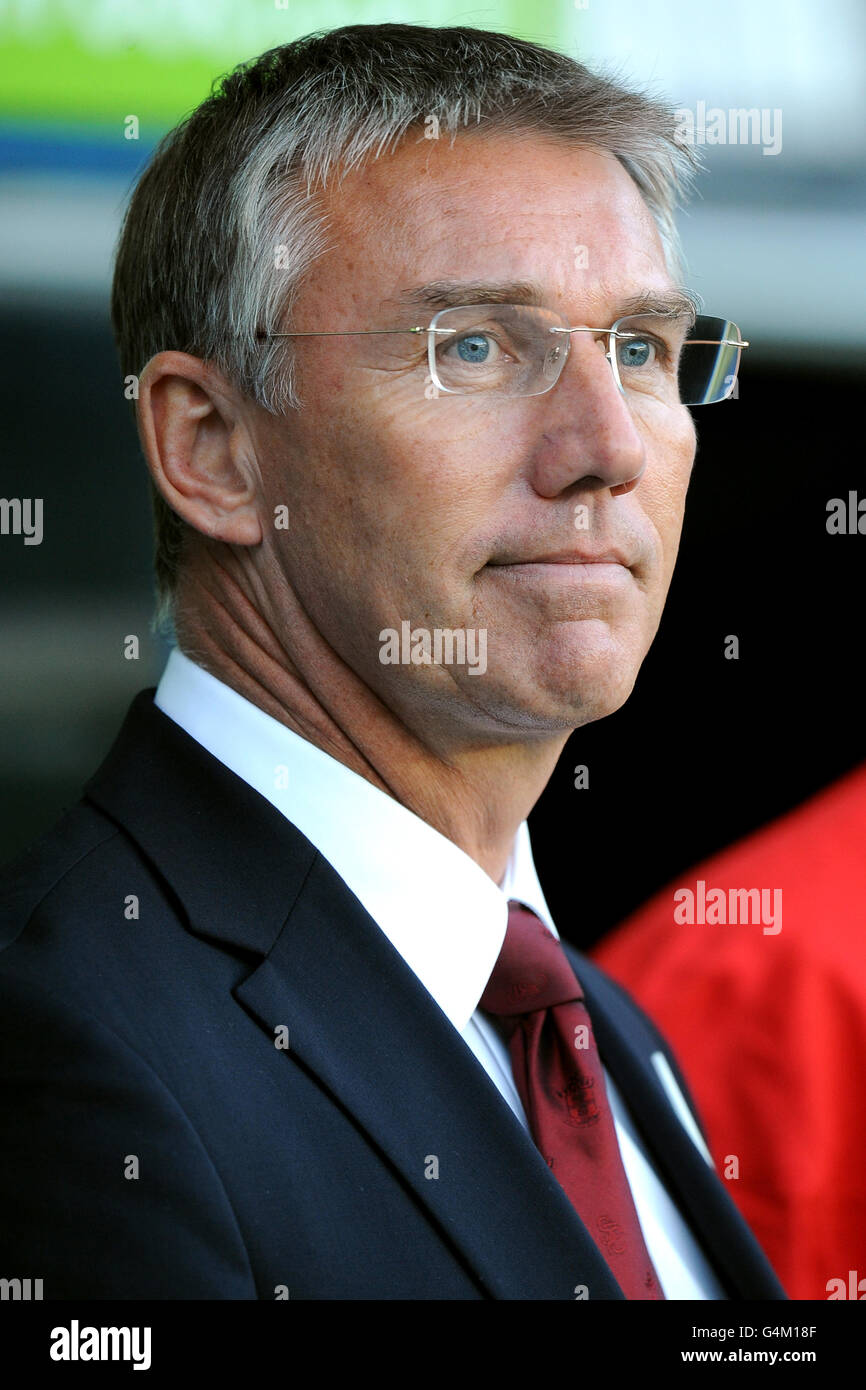 Soccer - npower Football League Championship - Reading v Southampton - Madejski Stadium Stock Photo