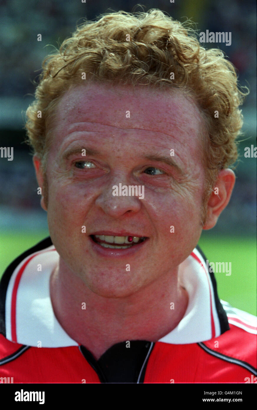Celebrity soccer hucknall hi-res stock photography and images - Alamy