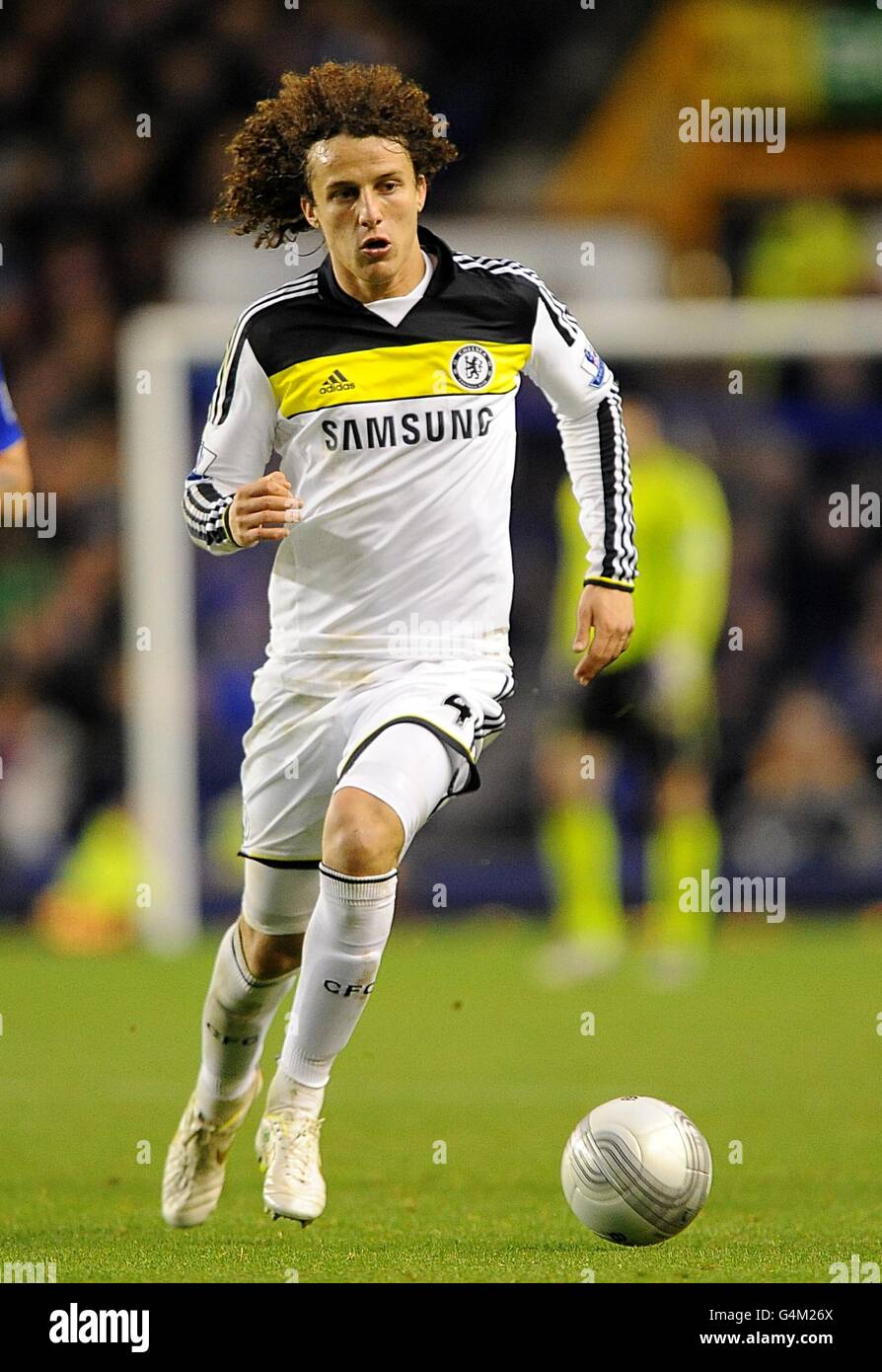 Soccer - Carling Cup - Fourth Round - Everton v Chelsea - Goodison Park. David Luiz, Chelsea Stock Photo