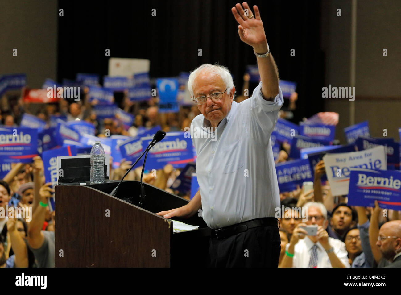 Bernie Sanders Speaks at Presidential Rally, Modesto, CA Stock Photo