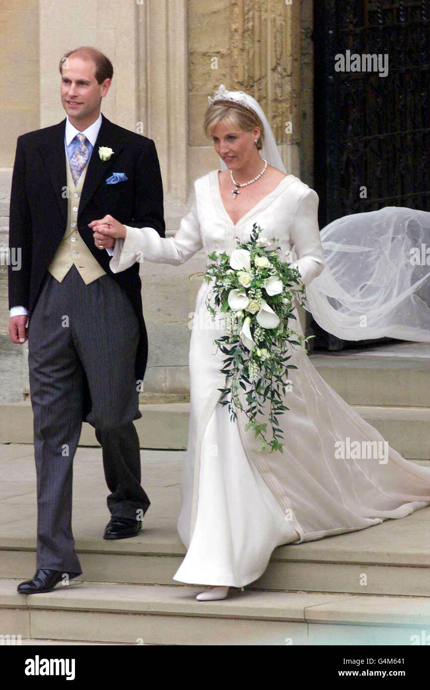 Royalty Prince Edward Sophie Rhys Jones Marriage St George S Chapel Windsor Castle Stock Photo Alamy
