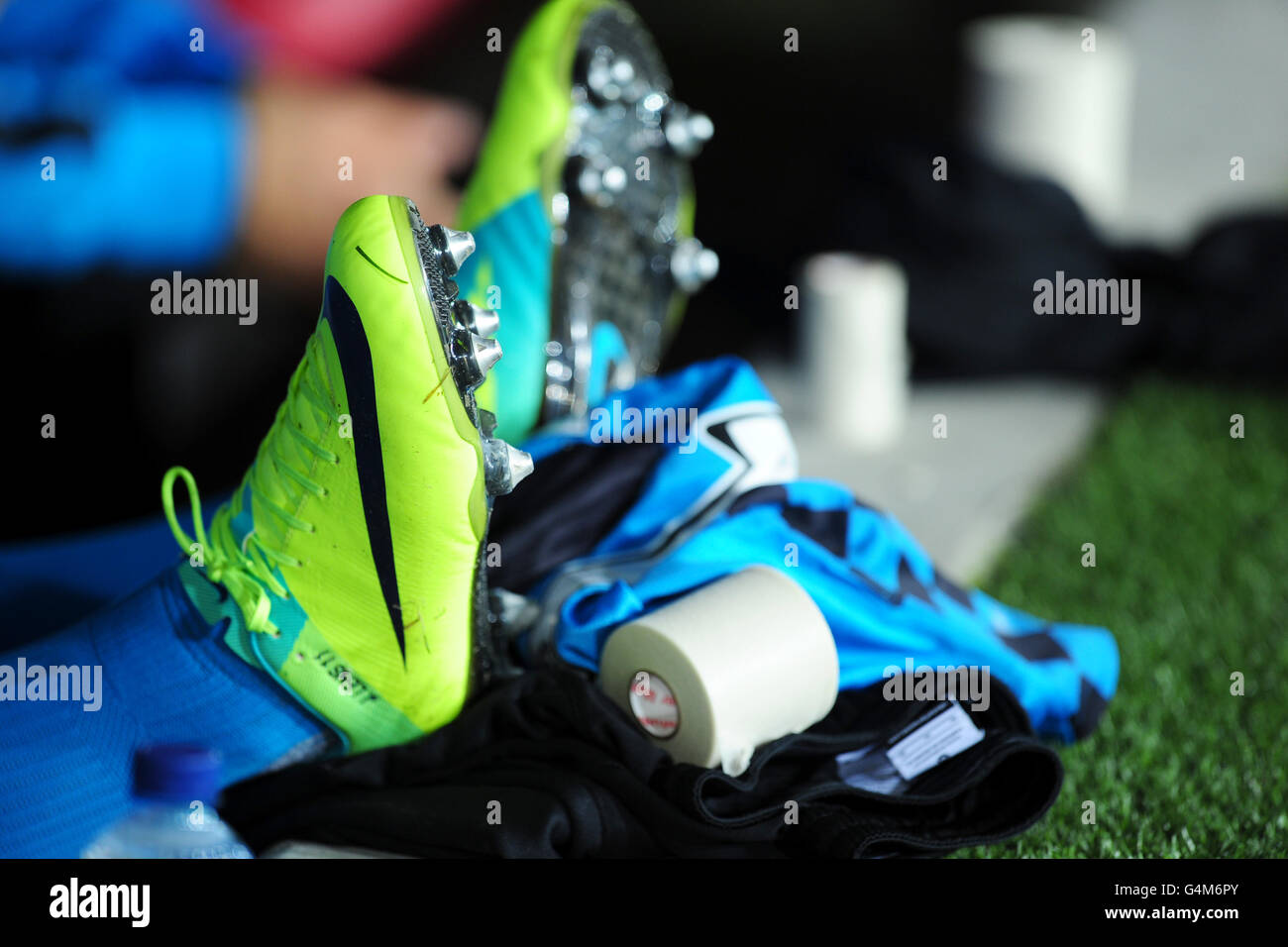 Soccer - UEFA Europa League - Group C - PSV Eindhoven v Hapoel Tel-Aviv - Philips Stadion. Detailed view of a pair of green Nike football boots worn by a footballer Stock Photo