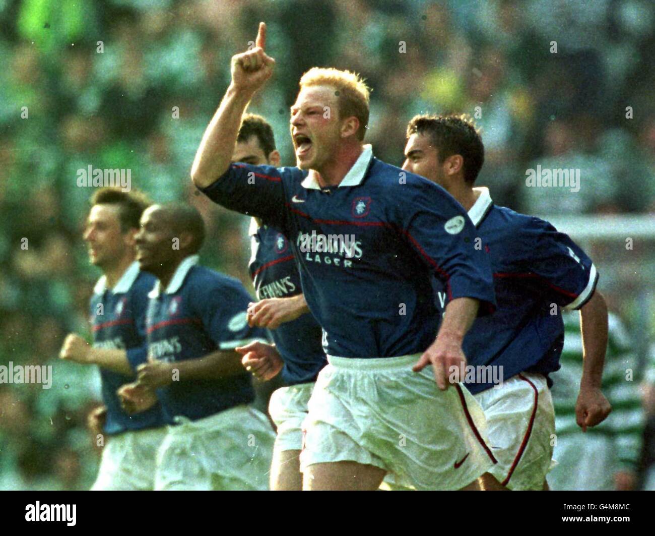 Glasgow rangers jorg albertz hi-res stock photography and images - Alamy