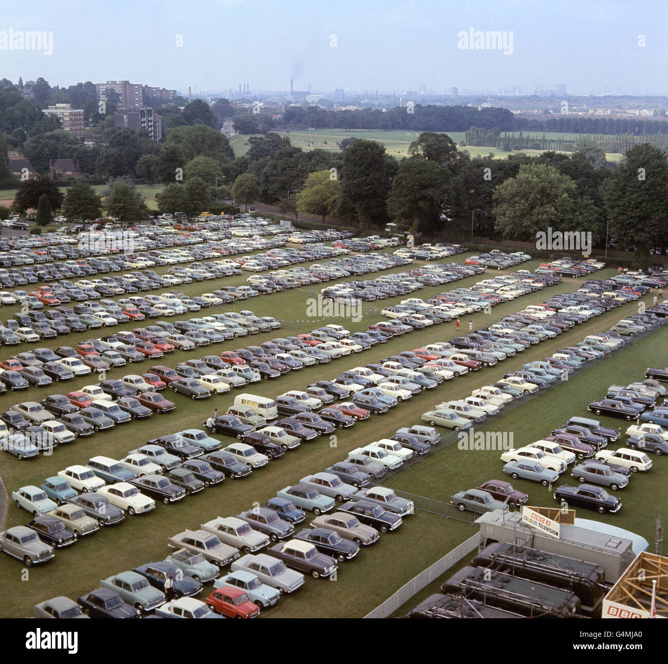 Full car park at wimbledon hires stock photography and images Alamy