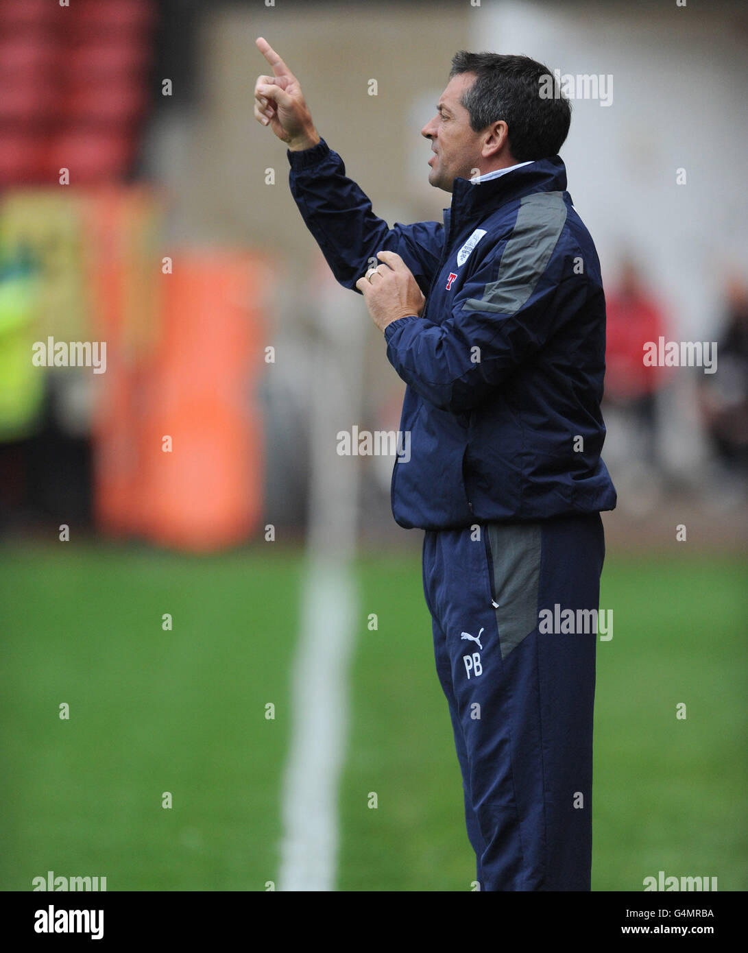 Preston North End's manager Phil Brown during the npower Football League One match at The Valley, London. Stock Photo