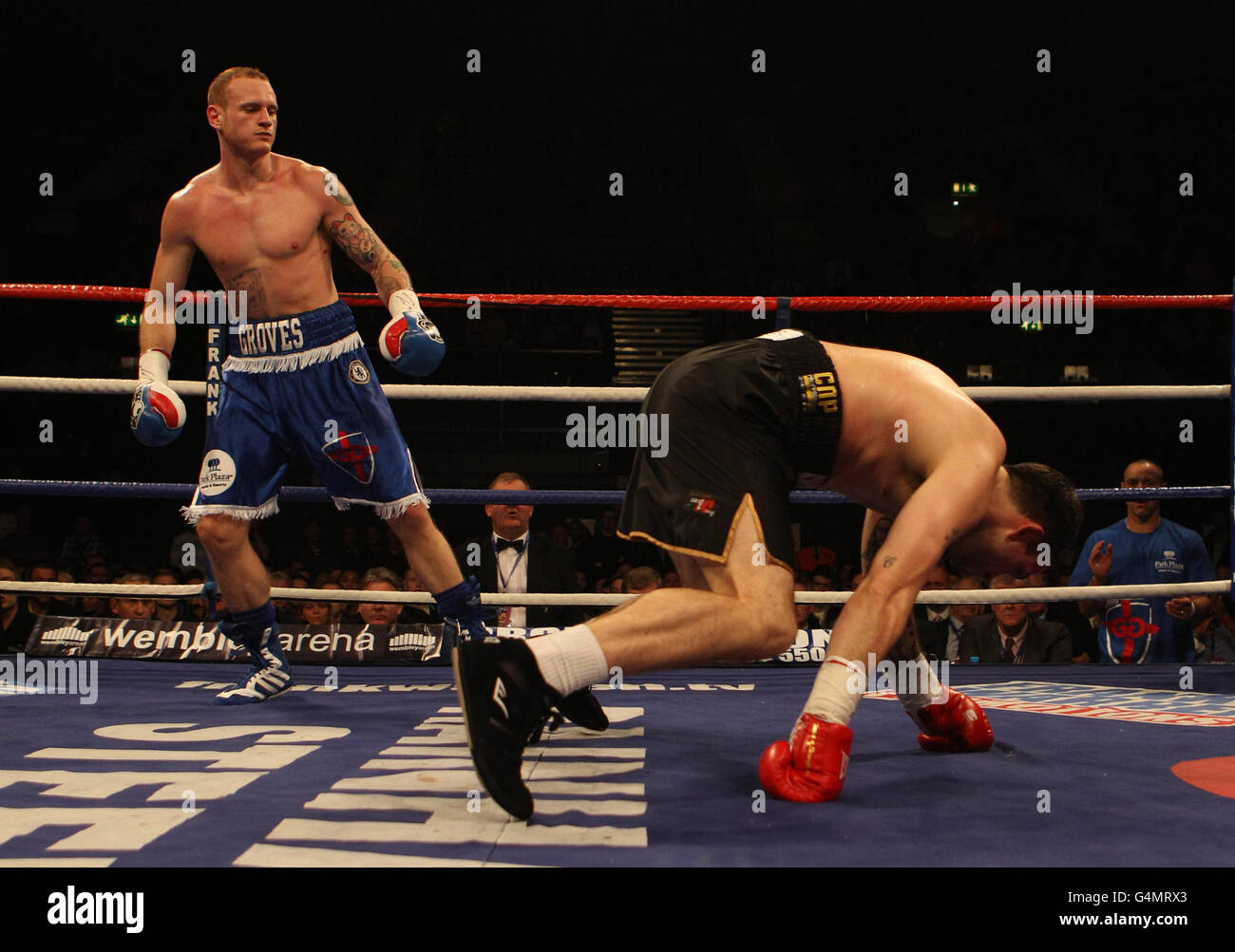 Boxing - British and Commonwealth Super-middleweight Title - George Groves v Paul Smith - Wembley Arena Stock Photo