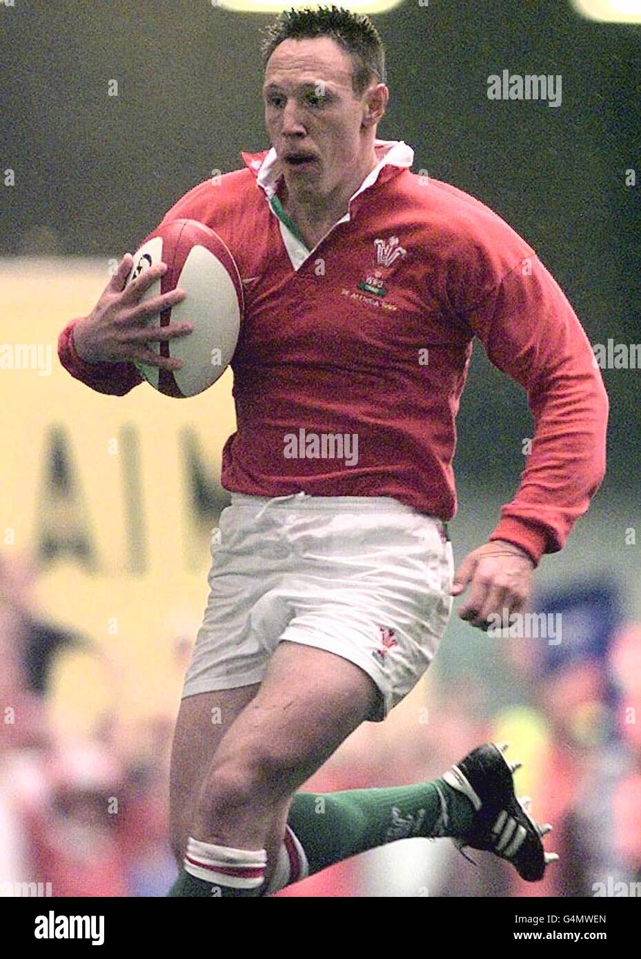 Rugby union running mark taylor hi-res stock photography and images - Alamy