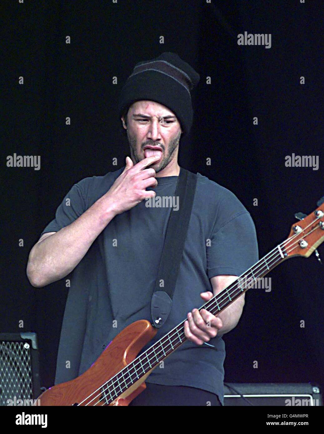 On stage with his band dogstar at the glastonbury festival hi-res stock  photography and images - Alamy