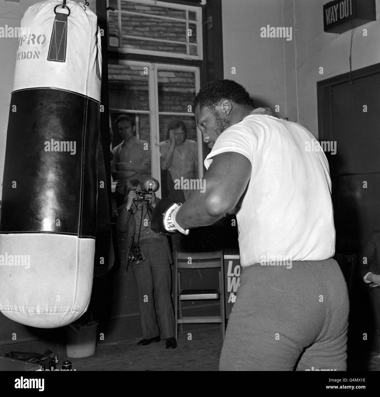 Boxing - Heavyweight - Joe Frazier v Joe Bugner - Joe Frazier Training - British Boxing Board of Control's Noble Art Gymnasiu... Stock Photo