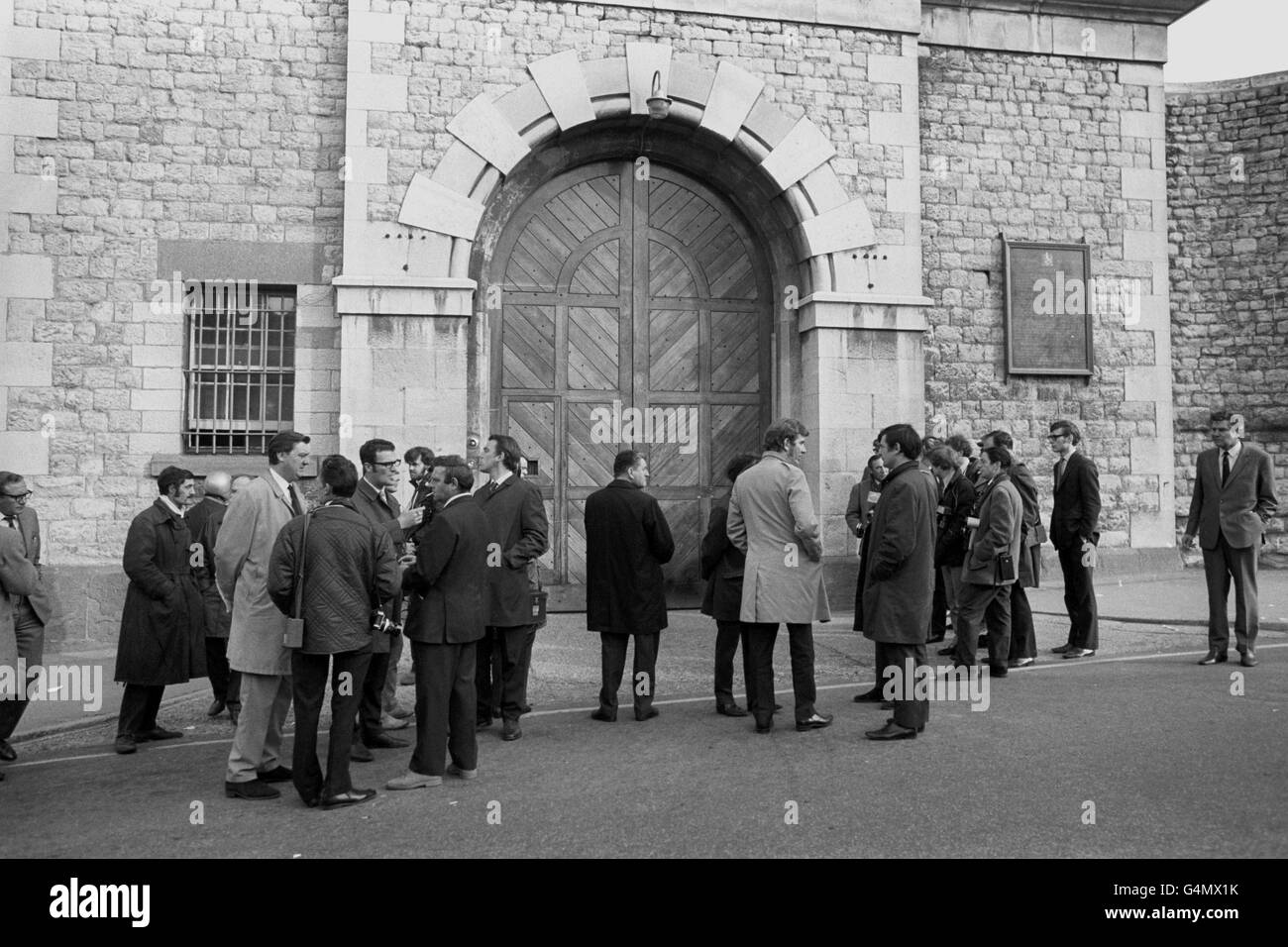 The scene outside Maidstone Prison just before convicted Russian spy ...