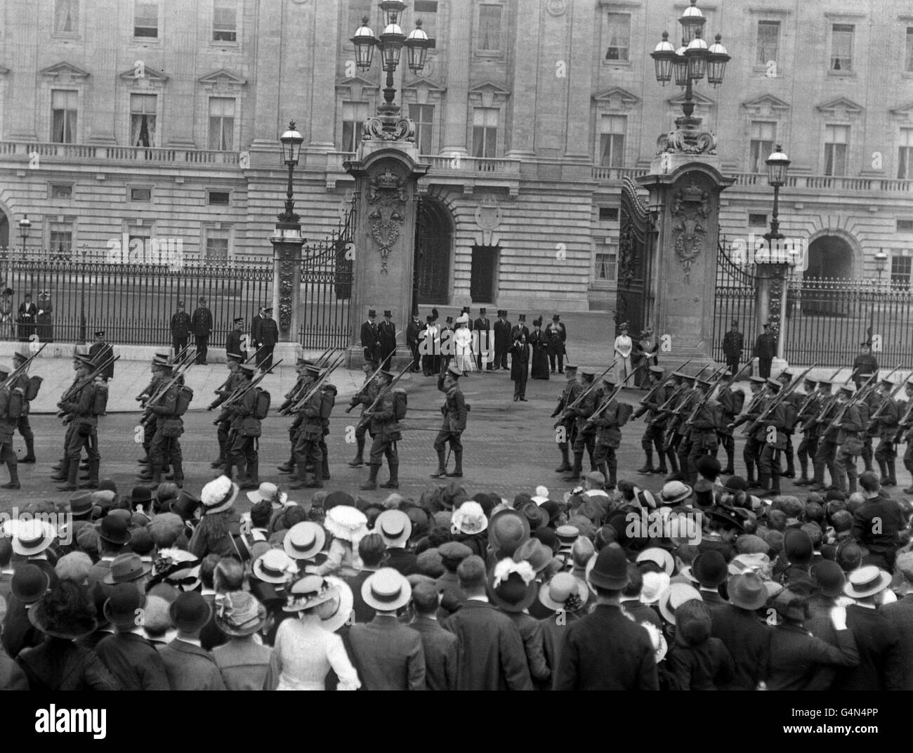 King George V/Buckingham Palace Stock Photo