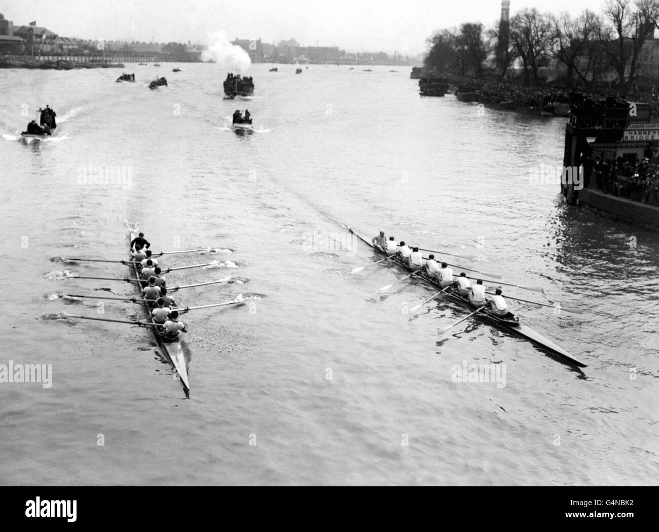 1909 Oxford and Cambridge boat race. The 1909 Oxford and Cambridge boat race. Stock Photo