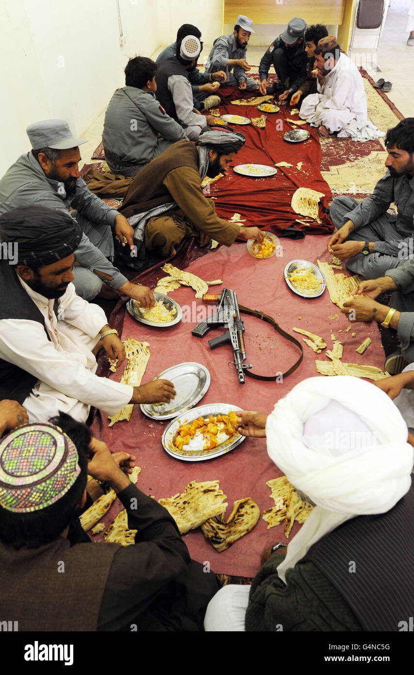 Afghanistan Uniform Police Share Lunch